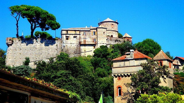 Castello Brown