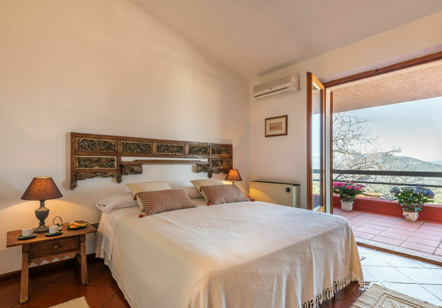 Ruju, Chambre