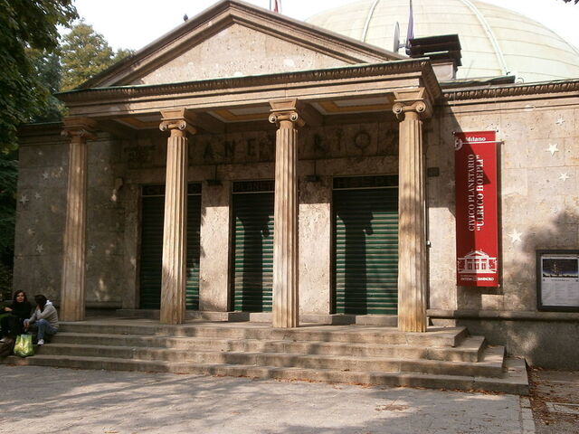 planétarium  de Milan