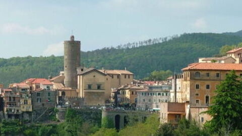 Vue sur Némi