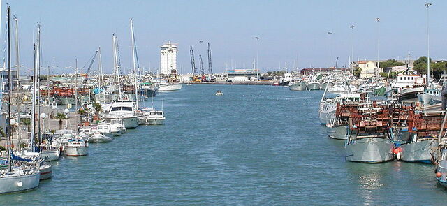Port de Pescara en Abruzzes