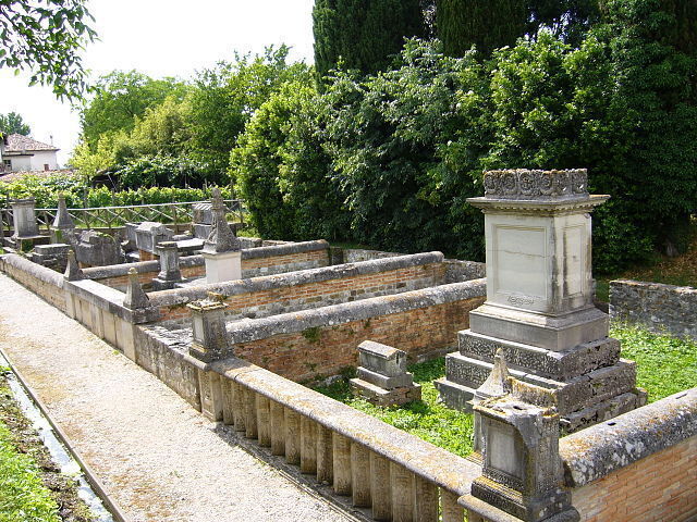 Sépulture à Aquileia