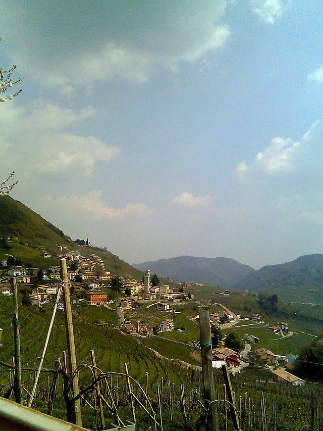 Vue sur Valdobbiadene
