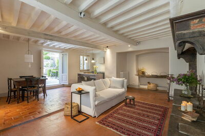 Casa Minerva, en bas