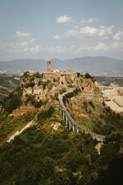 chemin de civita-di-bagnoregio