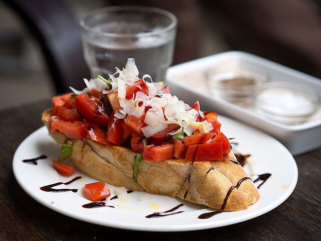 Bruschetta au vinaigre balsamique