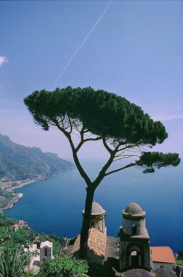 Vue sur la mer depuis Ravello