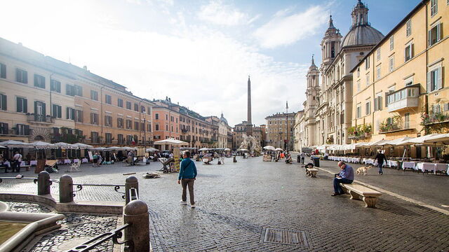 Vue sur la Piazza Novana