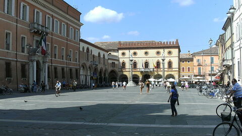 La Piazza del Popolo à Ravenne