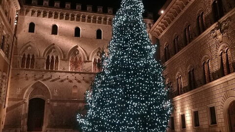 Sienne, Piazza Salimbeni, Noël