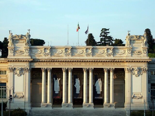 Galerie nationale d'art moderne et contemporain, extérieur