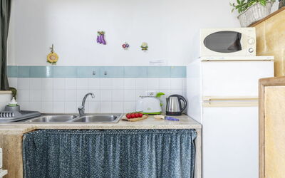 Logement:&nbsp;Cicladi Kea 100.3