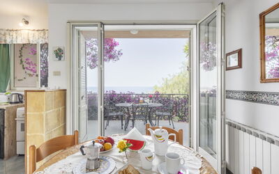 Logement:&nbsp;Cicladi Naxos 100.5