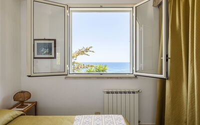 Logement:&nbsp;Cicladi Kea 100.3