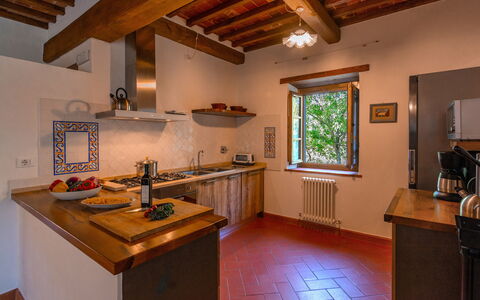 Villa Il Prato: Bois, Cuisine, Design Intérieur, Sol, Comptoir, Appareil De Cuisine, Domicile, Plafond, Meubles, Pièce