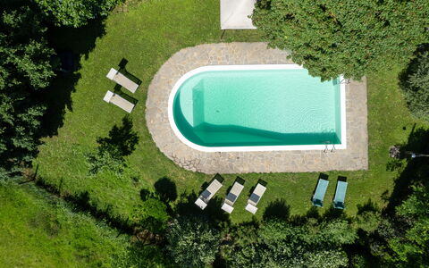 La Forra: L'Eau, Plante, Paysage Naturel, Lot Terre, Végétation, Architecture, Design Urbain, Rectangle, Herbe, Arbre