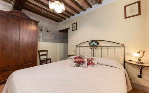 San Martino: Chambre, Meubles, Design Intérieur, Lit, Plafond, Pièce, Sol, Sol, Literie, Cadre De Lit