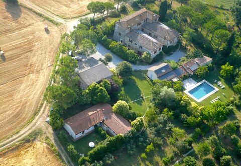 Agriturismo Il Molinello: Photographie Aérienne, Vue Du Ciel, Zone Résidentielle, Design Urbain, Propriété, Banlieue, Paysage, Lot Terre, Biens, La Photographie