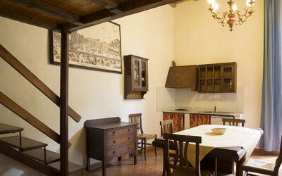 Casa Vecchia 4: Pièce, Propriété, Bâtiment, Design Intérieur, Meubles, Table, Maison, Plafond, Architecture, Salle À Manger