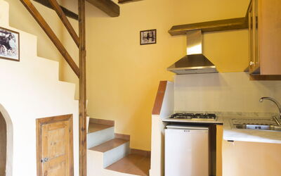 Spino 2: Propriété, Pièce, Maison, Bâtiment, Design Intérieur, Immobilier, Meubles, Bois, Appartement, Domicile