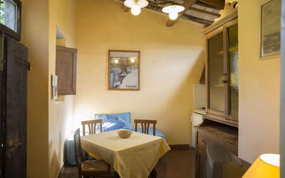 Torretta 1: Pièce, Propriété, Bâtiment, Design Intérieur, Meubles, Plafond, Architecture, Immobilier, Table, Maison
