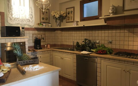 Villa Barbara: Pièce, Design Intérieur, Propriété, Sol, Design Intérieur, Cuisine, Domicile, Plafond, Sol, Principaux Appliance