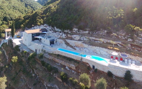 Casa Farfalla: Pente, Piscine, Loisir, Recours, Ville Resort, Vacances, Hôtel, Eco Hôtel