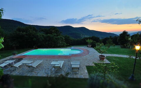 Villa Rosmarino: Piscine, Propriété, Maison, Recours, Immobilier, Biens, Vacances, Ciel, Villa, Domicile