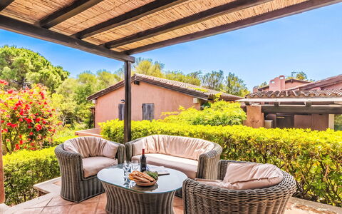 Dalila: Meubles, Mobilier De Jardin, Porche, Tableau De Plein Air, Chaise, Jardin, Ombre, Eco Hôtel, Patio, Arrière-Cour