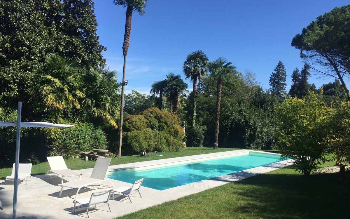 Villa Ghis - Sleeps 16