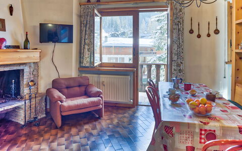 The Twins Apartment - Champoluc: Pièce, Propriété, Salon, Meubles, Design Intérieur, Maison, Bâtiment, Domicile, Immobilier, Sol