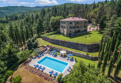 Palazzo Rosadi: Propriété, Station De Montagne, Biens, Paysage Naturel, Maison, Immobilier, Bâtiment, Manoir, Arbre, Montagne