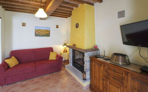 Poggio del Fabbro: Meubles, Sol, Design Intérieur, Mur, Sol, Bois, Canapé, Pièce, Salon, Éclairage