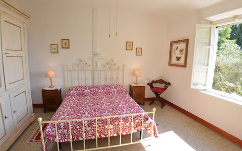 Collina Lagomare: Chambre, Pièce, Meubles, Lit, Propriété, Cadre De Lit, Drap De Lit, Design Intérieur, Sol, Literie