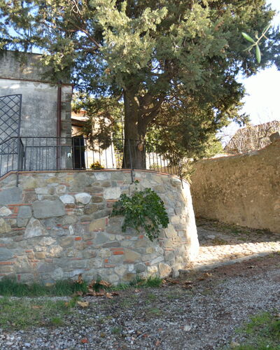 La Cipressa: Mur, Propriété, Bâtiment, Arbre, Maison, Ruines, Architecture, Lot Terre, Mur De Pierre, Roche