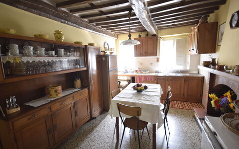 Casa Irene: Propriété, Pièce, Bâtiment, Design Intérieur, Meubles, Cuisine, Maison, Plafond, Immobilier, Sol