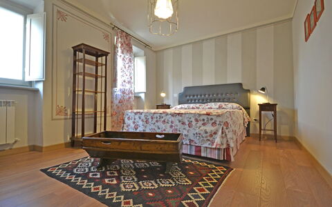 Appartamento Maccari: Pièce, Sol, Propriété, Meubles, Dur, Chambre, Parquet, Design Intérieur, Bâtiment, Lit