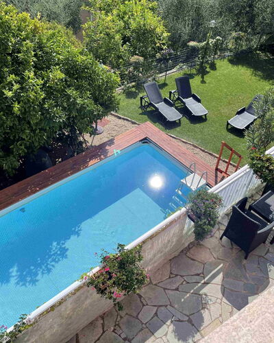 Dolcedo 664: Piscine, Recours, Composite, Mobilier De Jardin, Eco Hôtel, Caractéristique De L'Eau, Biens, Hacienda, Jardin