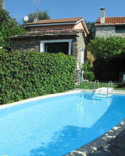 Dolcedo 665: Propriété, Piscine, Maison, Bâtiment, Immobilier, Vacances, L'Eau, Villa, Loisir, Zone Résidentielle