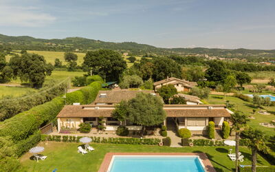 Lago di Bolsena 663: Piscine, Biens, Jardin, Hacienda, Ferme, Villa, Pelouse, Recours, Plantation, Eco Hôtel