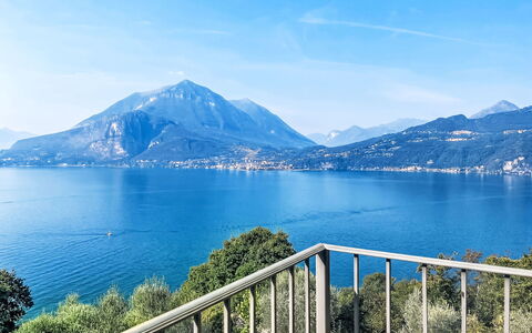 Varenna 634: Piscine, Chaîne De Montagnes, Eco Hôtel, Recours, Biens, Vallée, Villa, Aménagement Paysager, Ville Resort, Arrière-Cour