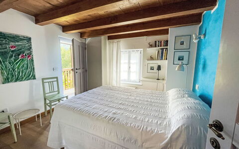 Casa Lienartova: Meubles, Lit, Design Intérieur, Chambre, Sol, Mur, Literie, Sol, Drap De Lit, Pièce