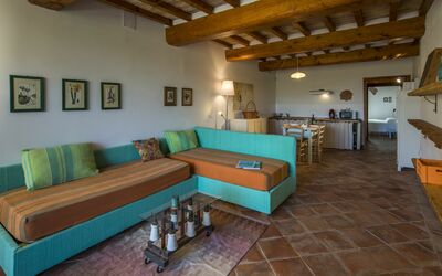 Lollo: Propriété, Pièce, Bâtiment, Meubles, Maison, Design Intérieur, Immobilier, Salon, Sol, Biens
