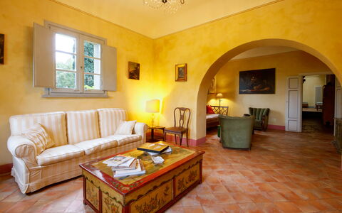 Villa Bacco: Design Intérieur, Mur, Sol, Meubles, Sol, Plafond, Pièce, Domicile, Éclairage, Salon