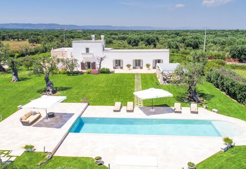 Masseria Villa Il Frantoio: Propriété, Maison, Biens, Zone Résidentielle, Bâtiment, Immobilier, Piscine, Herbe, Domicile, Lot Terre