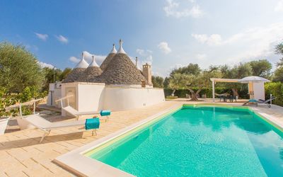 Trullo Del Mandarino: Propriété, Piscine, Bâtiment, Villa, Immobilier, Maison, Biens, Vacances, Loisir, Architecture