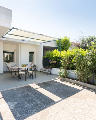 Villa Stelladali: Propriété, Bâtiment, Maison, Immobilier, Domicile, Pièce, Architecture, Biens, Zone Résidentielle, Sol