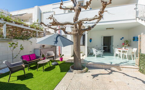 Casa Rosa: Propriété, Maison, Bâtiment, Immobilier, Domicile, Pièce, Appartement, Villa, Arrière-Cour, Zone Résidentielle