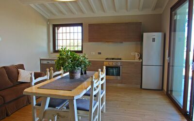 Fornace 2: Pièce, Meubles, Propriété, Sol, Bâtiment, Design Intérieur, Table, Salle À Manger, Plafond, Maison