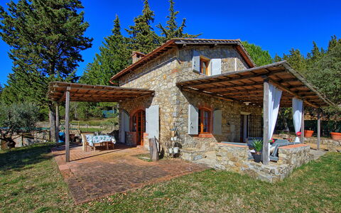 Casa Fioraie: Propriété, Domicile, Maison, Bâtiment, Ciel, Immobilier, Chalet, Montagne, Toit, Biens